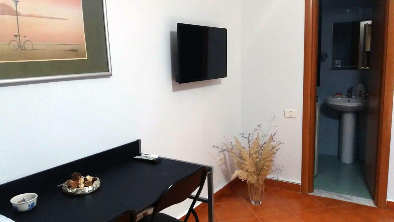 Arso Studio Тирана Екстериор снимка